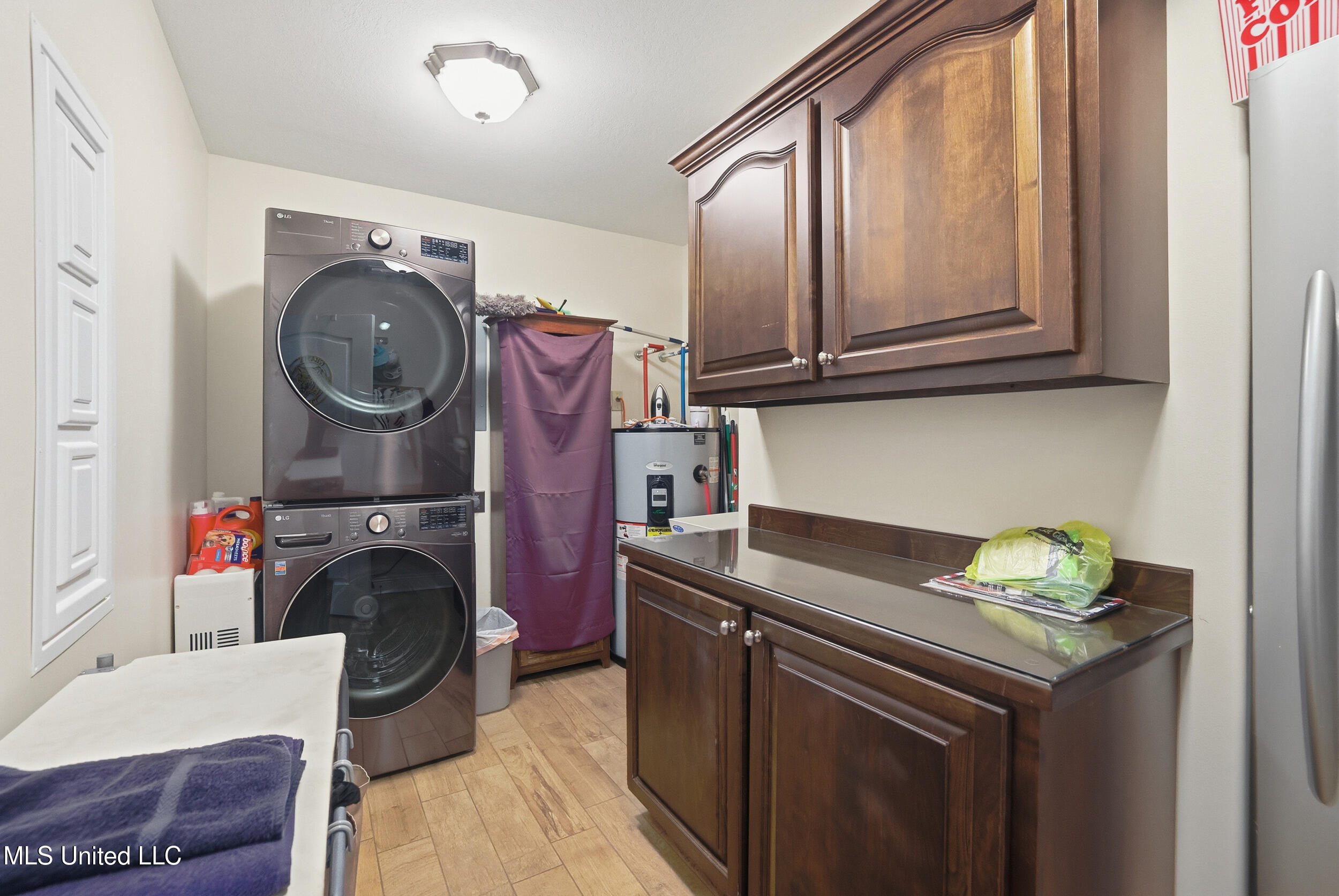 13206 Ridgeland Road Vancleave, MS 39565 - Photo 12 of 42 laundry room