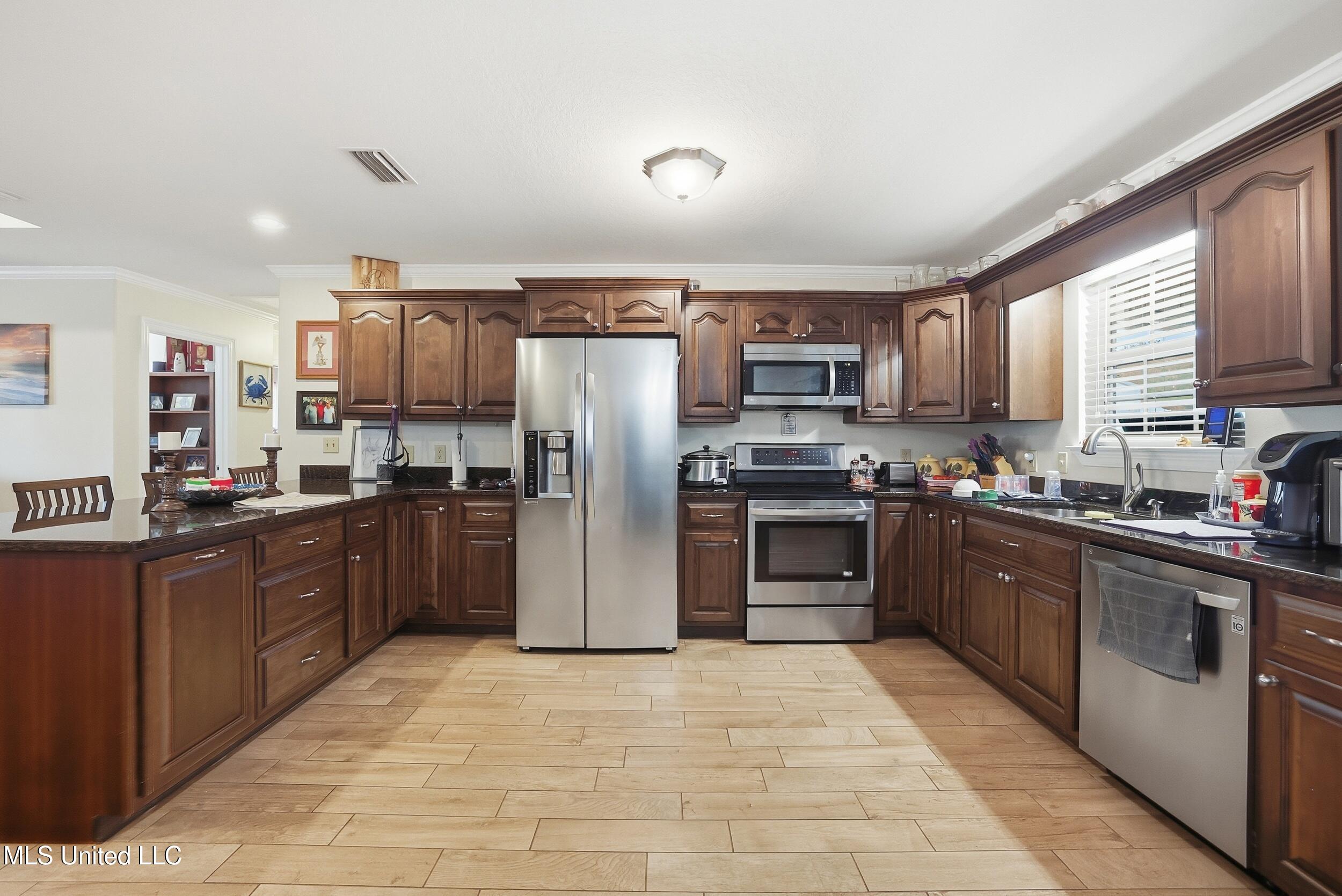 13206 Ridgeland Road Vancleave, MS 39565 - Photo 6 of 42 kitchen 2
