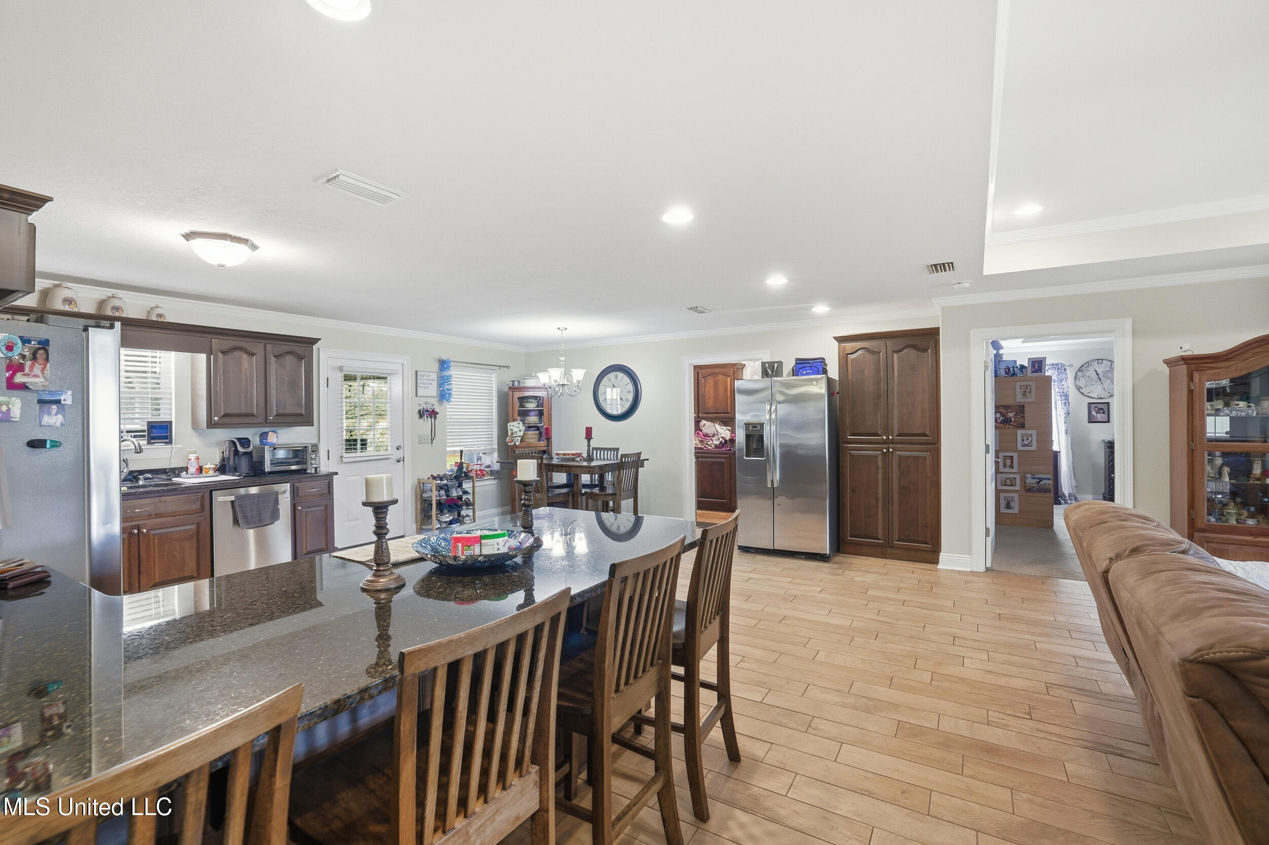 13206 Ridgeland Road Vancleave, MS 39565 - Photo 8 of 42 kitchen:dining