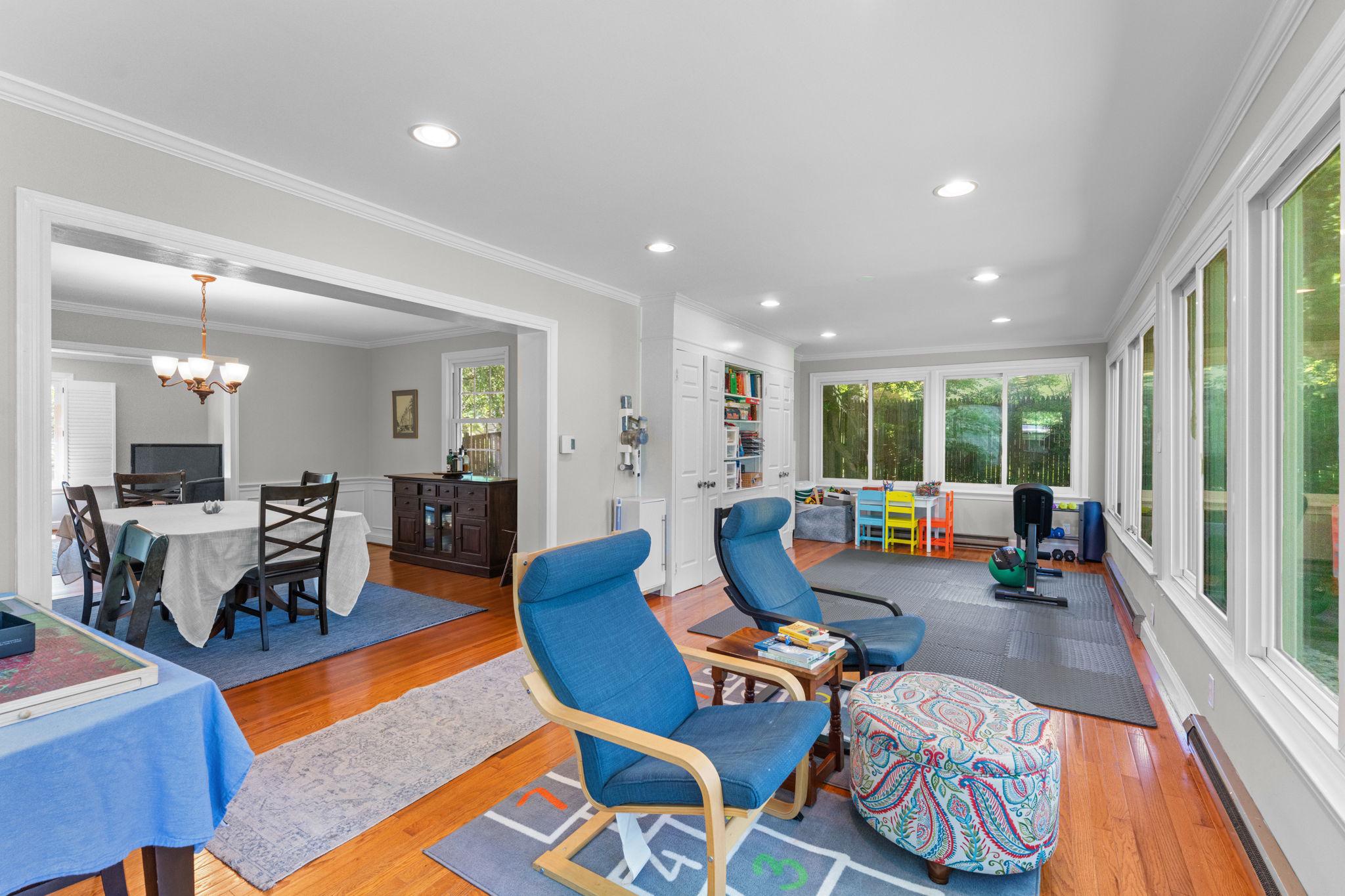 5121 Baltan Road Bethesda, MD 20816 - Photo 12 of 54 All-season Florida sunroom