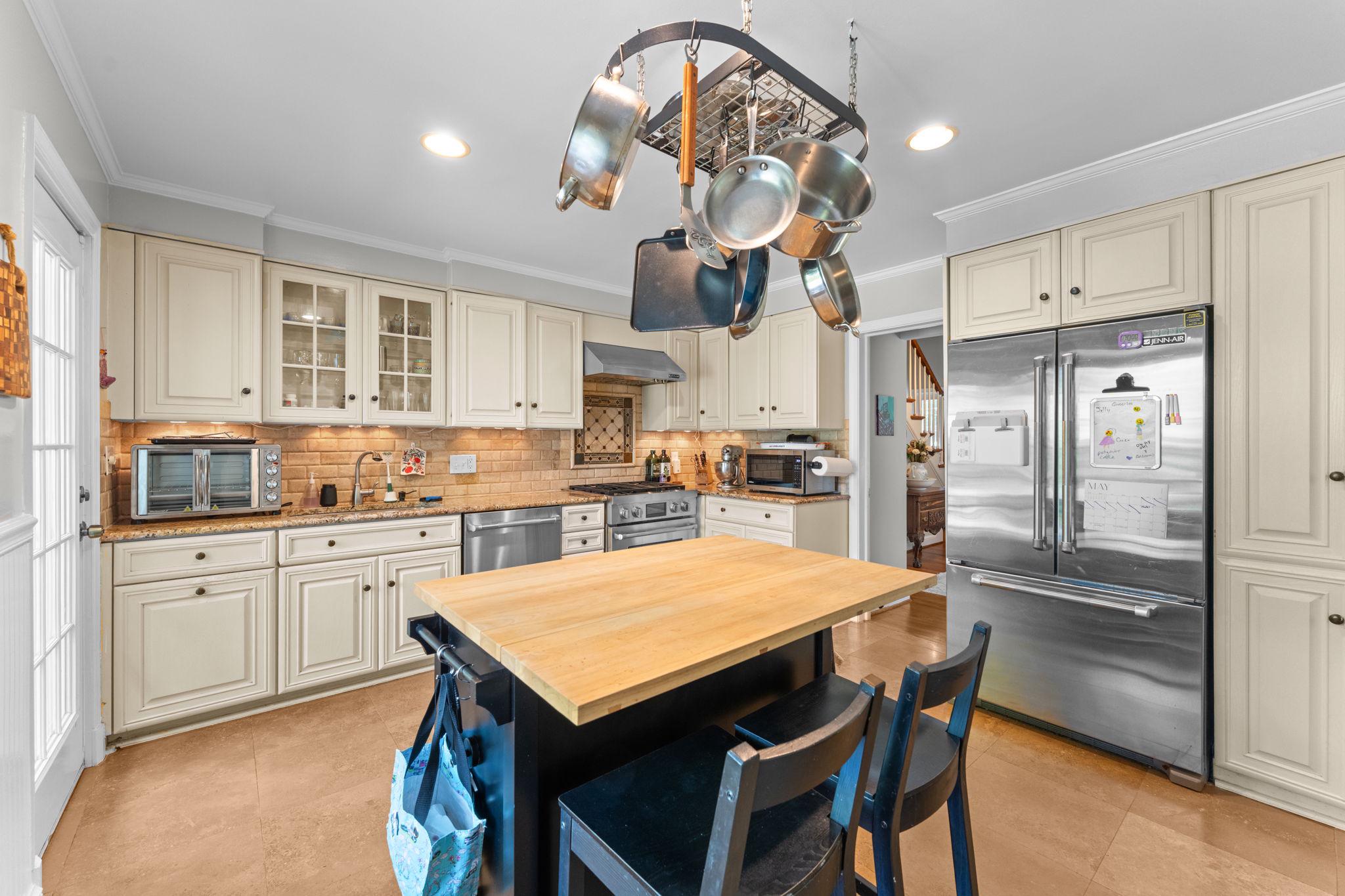 5121 Baltan Road Bethesda, MD 20816 - Photo 17 of 54 Country style kitchen w/stainless steel appliances