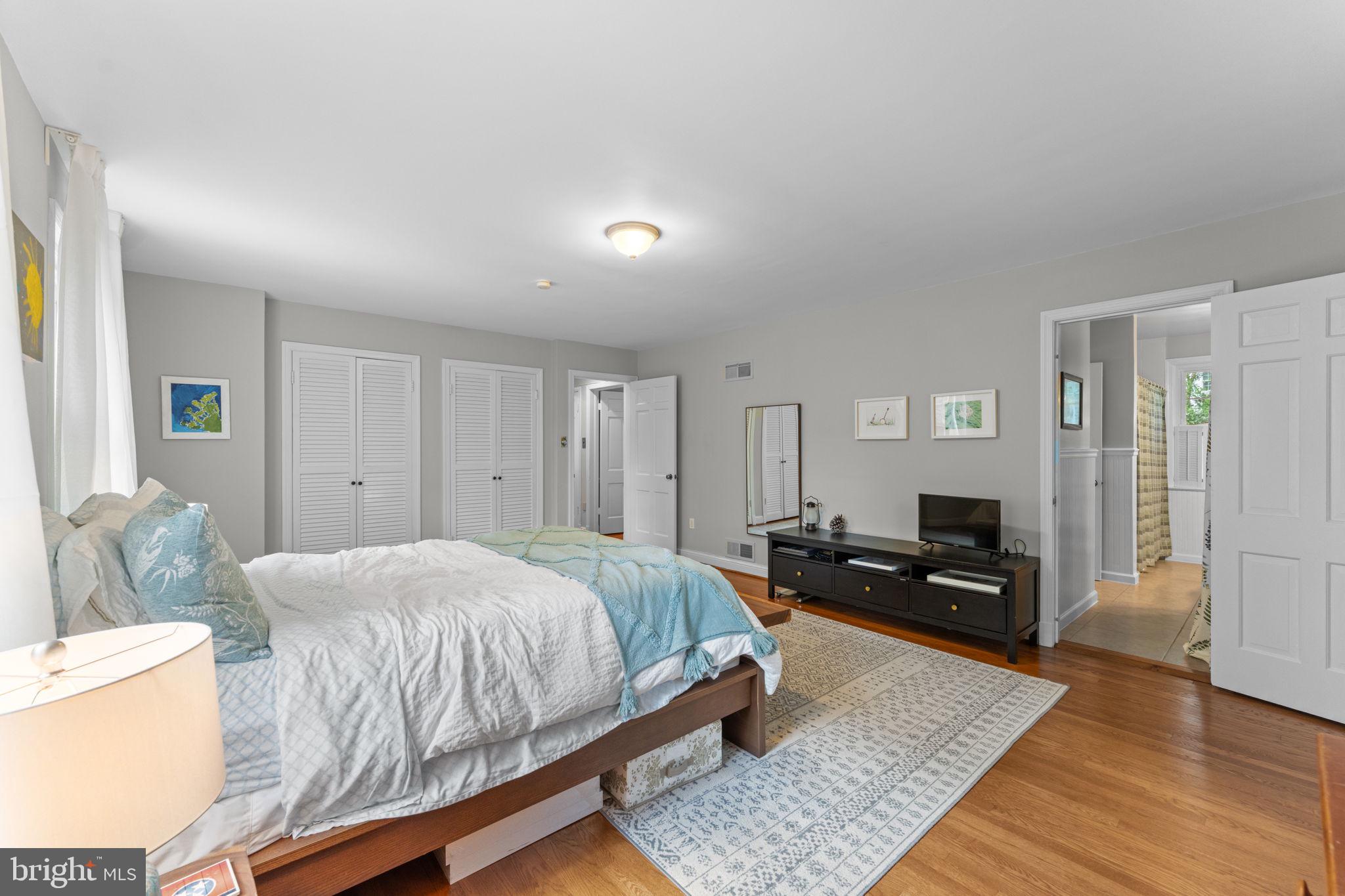 5121 Baltan Road Bethesda, MD 20816 - Photo 24 of 54 Spacious bedroom with serene ambiance.