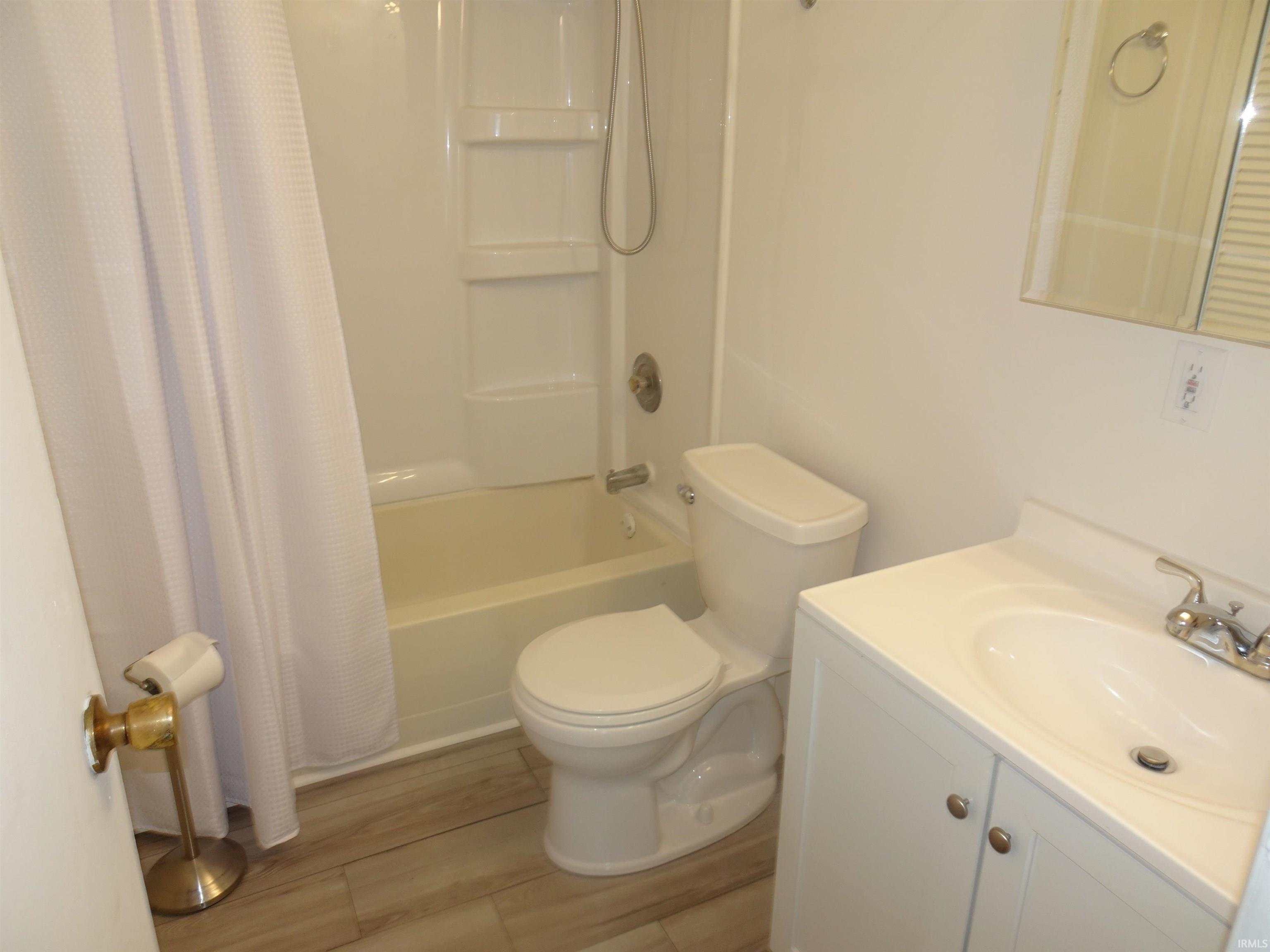 6575 South 375 West North Judson, IN 46366 - Photo 7 of 11