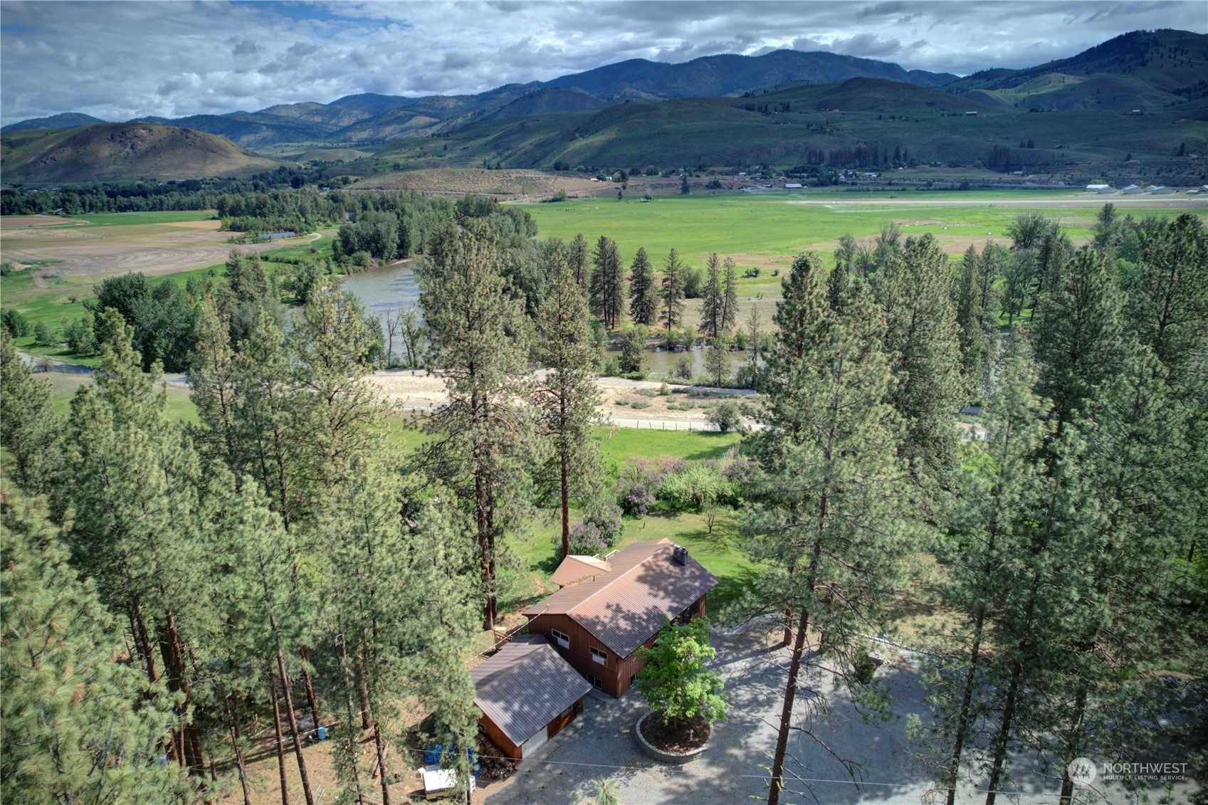 6 Rising Eagle Road Twisp, WA 98856 - Photo 40 of 40 a view of outdoor space and city view