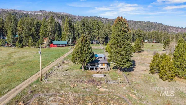 $299,000 | 38 Pats Lane, Cascade, ID 83611