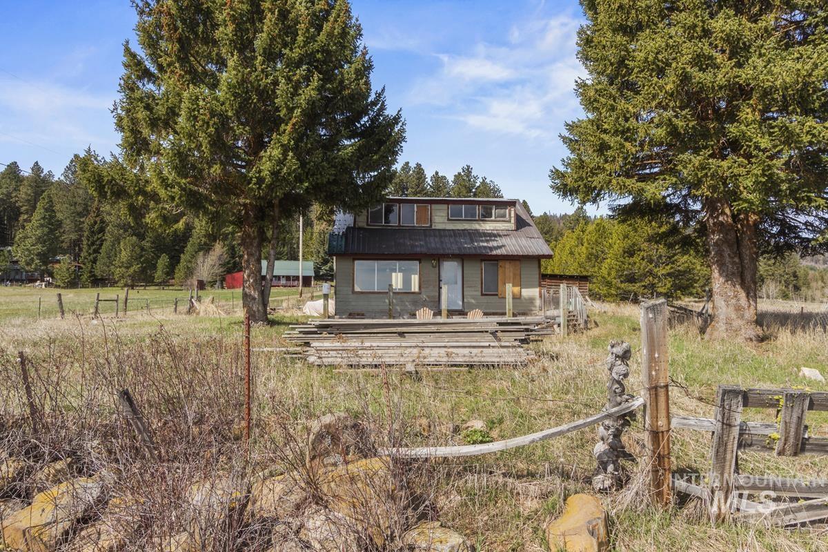 38 Pats Lane Cascade, ID 83611 - Photo 18 of 26
