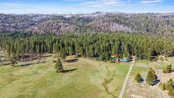 $299,000 | 38 Pats Lane, Cascade, ID 83611