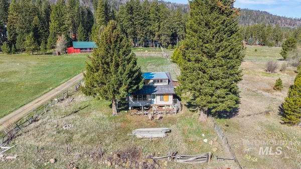 $299,000 | 38 Pats Lane, Cascade, ID 83611