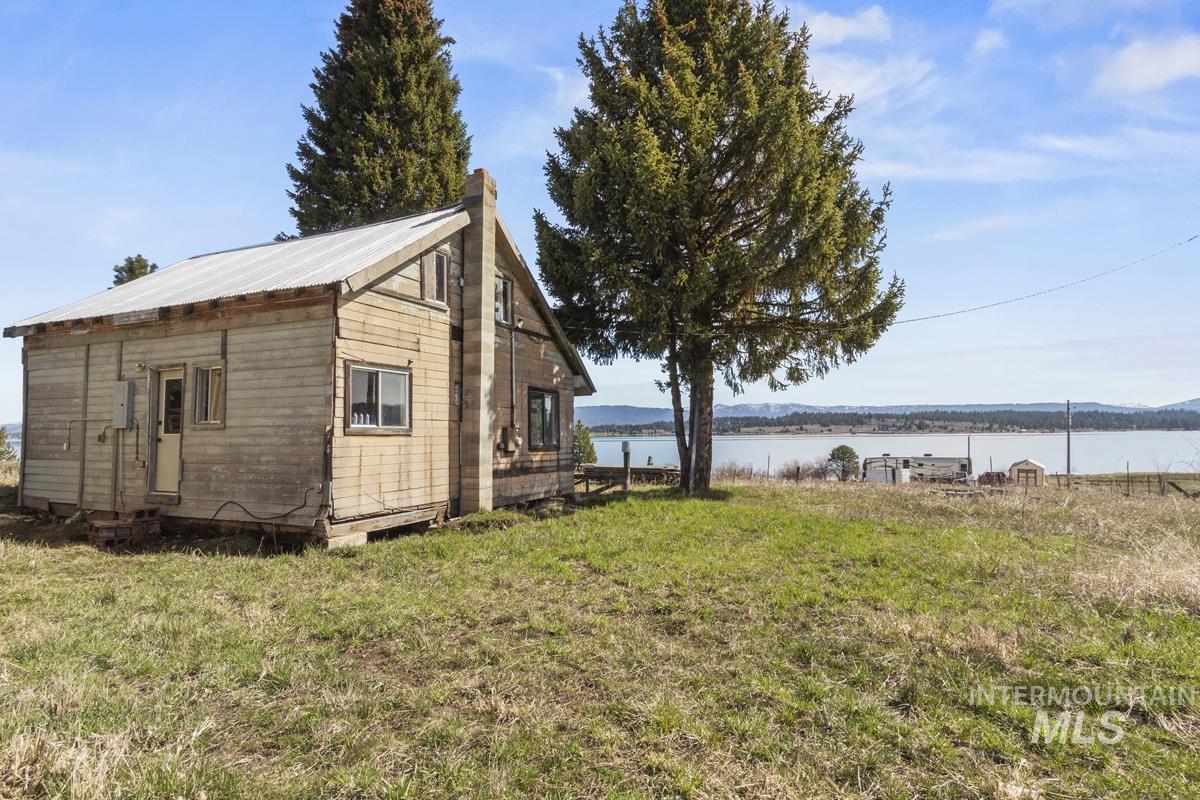 38 Pats Lane Cascade, ID 83611 - Photo 7 of 26