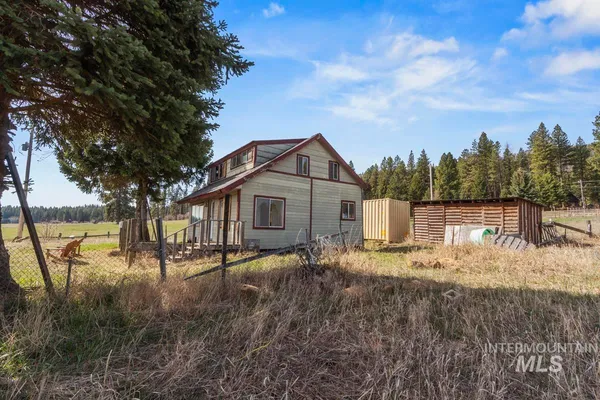 $299,000 | 38 Pats Lane, Cascade, ID 83611