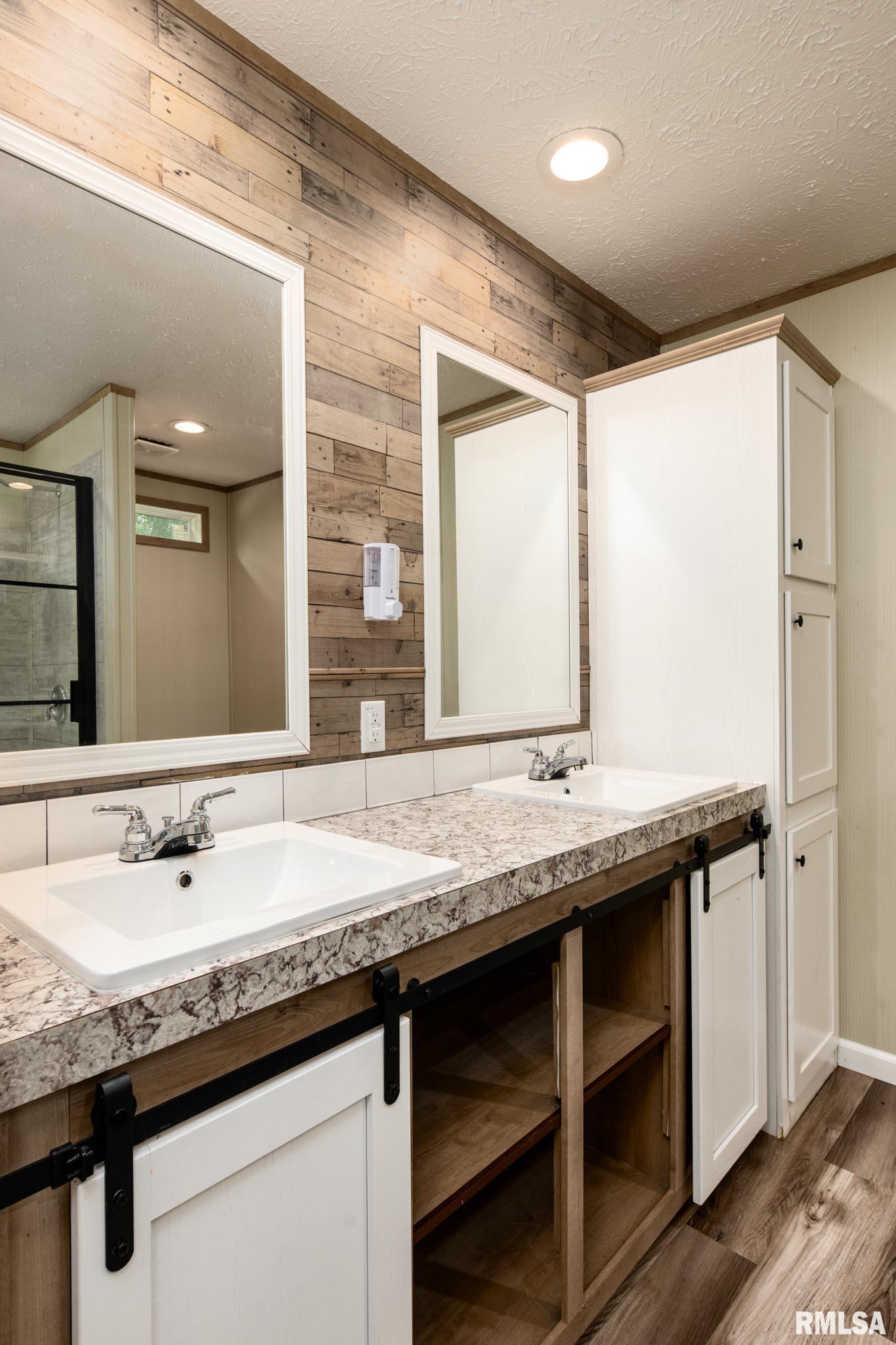 9049 Grassy Road Marion, IL 62959 - Photo 11 of 28
