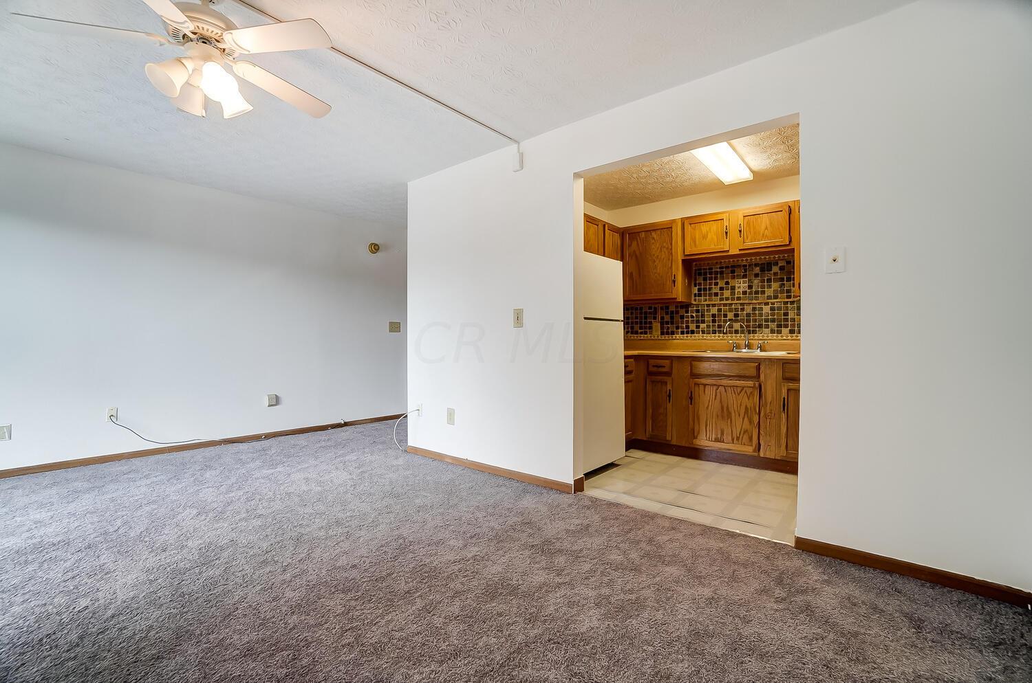 4115 Karl Road, Unit 209 Columbus, OH 43224 - Photo 9 of 21