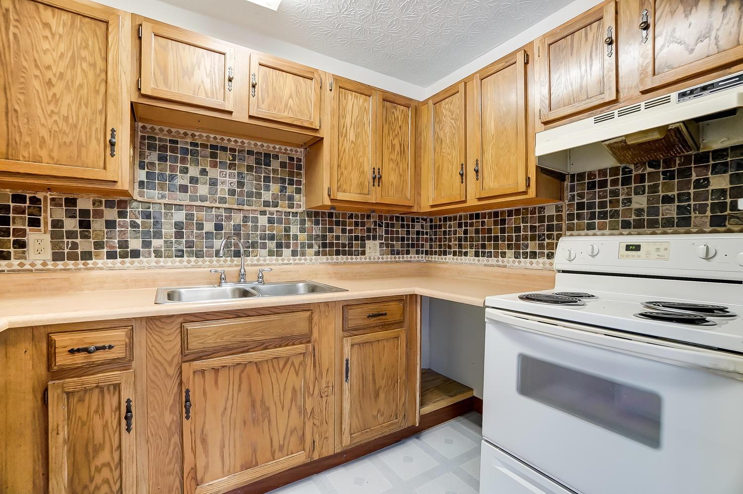 4115 Karl Road, Unit 209 Columbus, OH 43224 - Photo 10 of 21