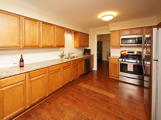 1038 Yeamans Hall Road Hanahan, SC 29410 - Photo 5 of 29 Granite Countertops