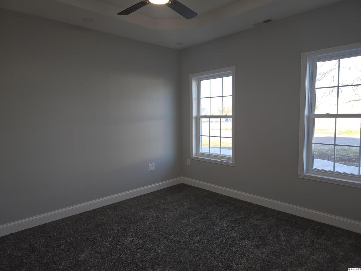 1301 Wabash Avenue Carthage, IL 62321 - Photo 12 of 18