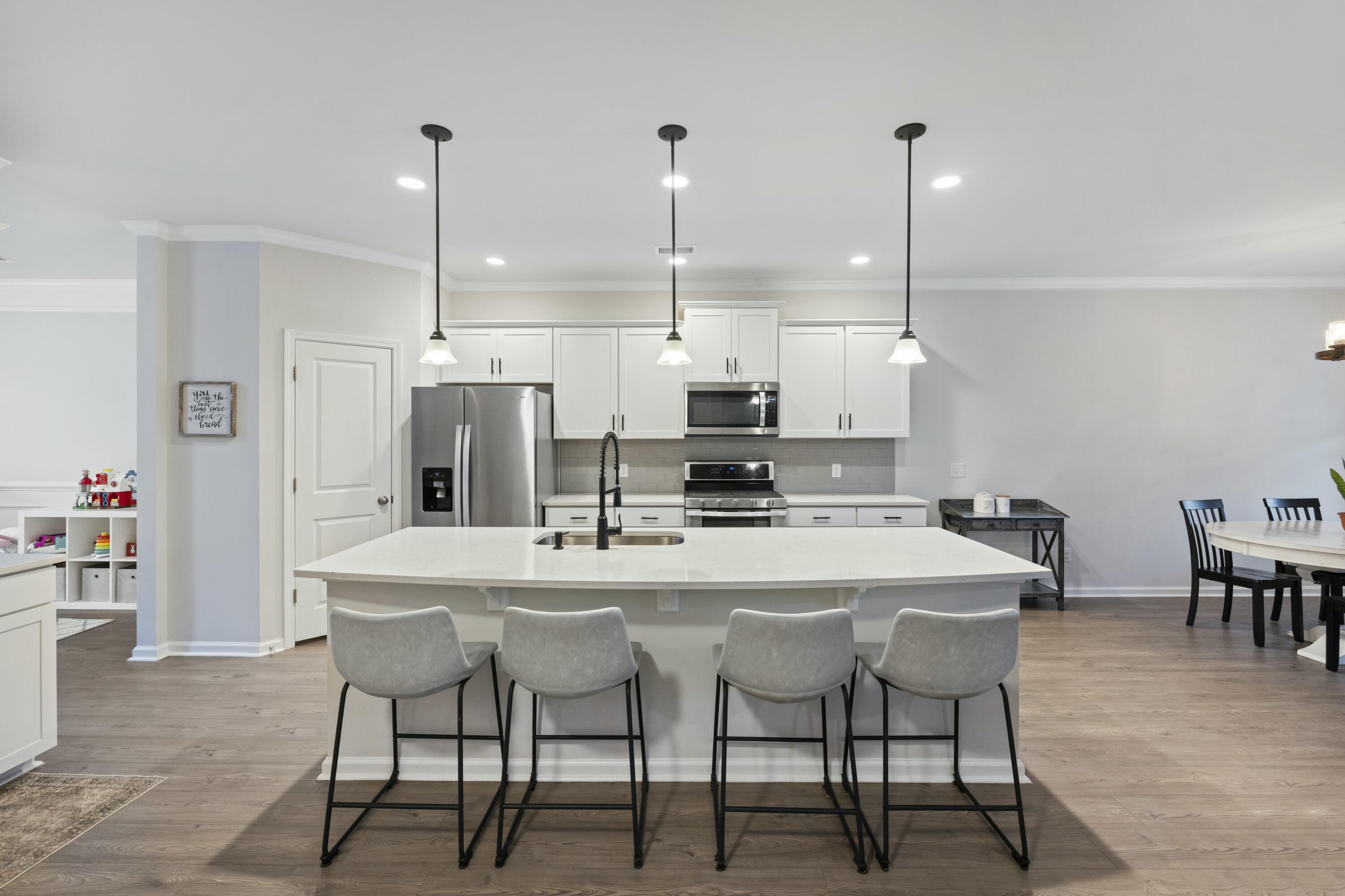 187 Hayworth Road Summerville, SC 29486 - Photo 17 of 55 tempImages94niu