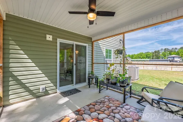 $380,000 | 50 Ridge Cir Drive, Camden, SC 29020