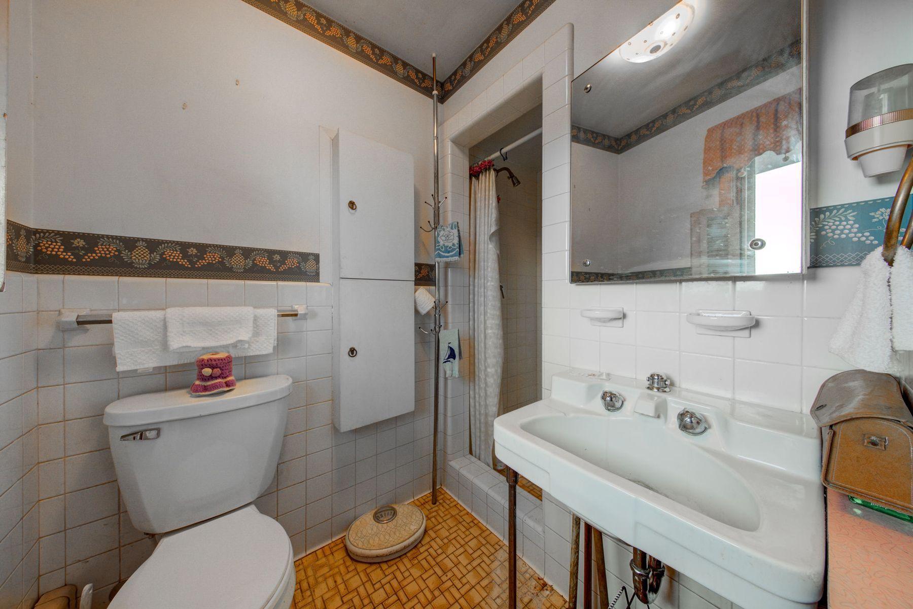 5509 Hansen Road Edina, MN 55436 - Photo 13 of 19