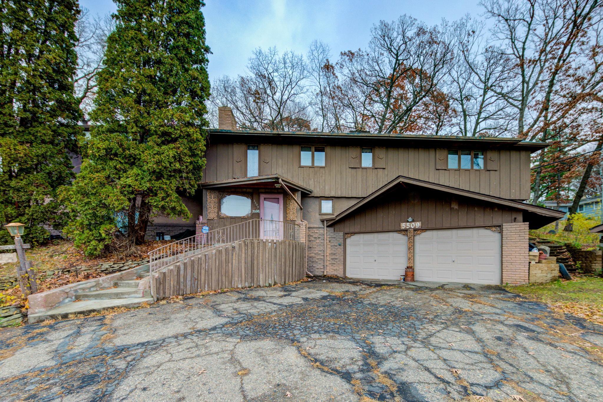 5509 Hansen Road Edina, MN 55436 - Photo 3 of 19