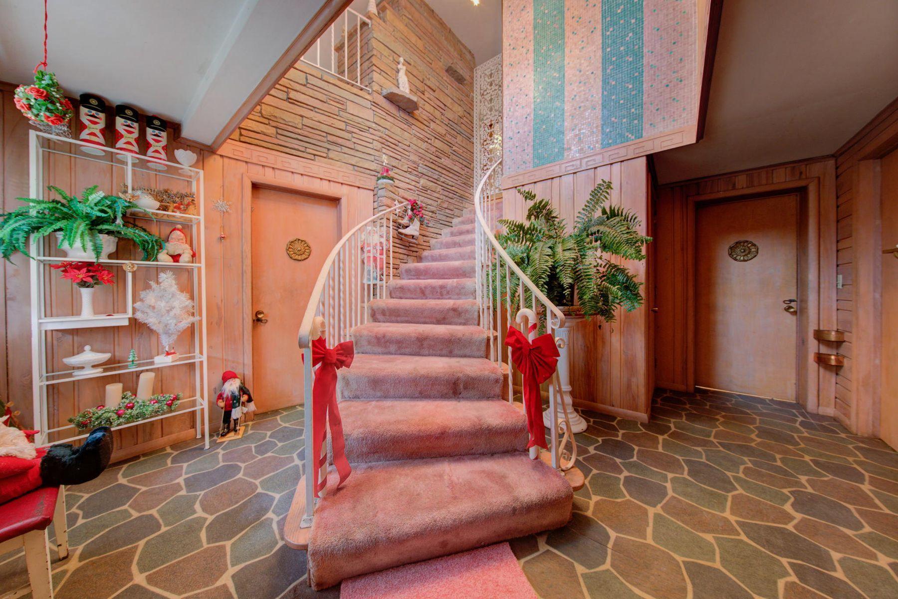 5509 Hansen Road Edina, MN 55436 - Photo 5 of 19