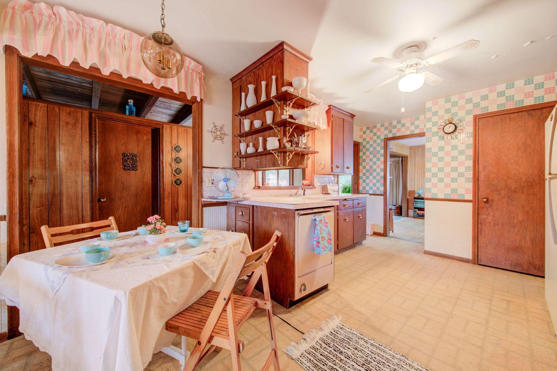 5509 Hansen Road Edina, MN 55436 - Photo 8 of 19