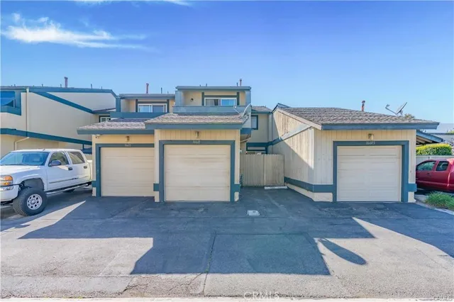 $769,000 | 16611 Sell, Unit 24, Huntington Beach, CA 92649