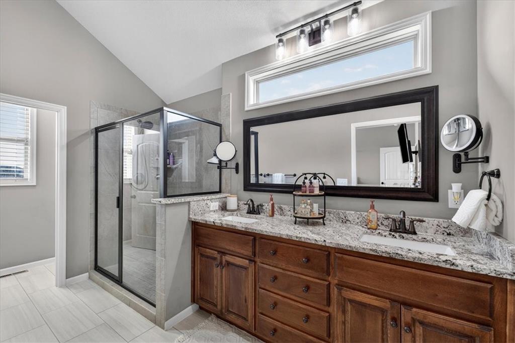 19013 Deer Run Street Spring Hill, KS 66083 - Photo 18 of 29