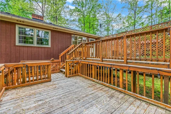 $435,000 | 108 Spillsbury Court, Clemmons, NC 27012