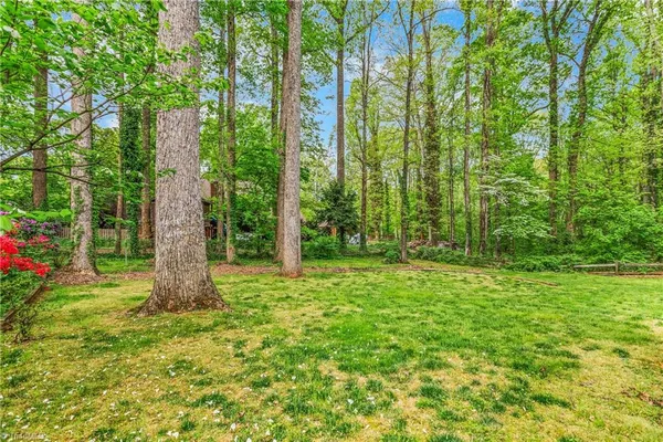 $435,000 | 108 Spillsbury Court, Clemmons, NC 27012