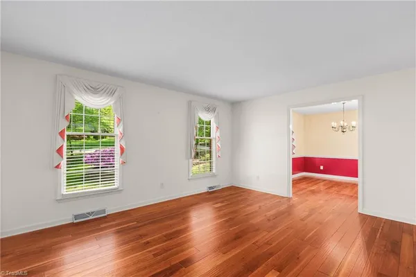 $435,000 | 108 Spillsbury Court, Clemmons, NC 27012