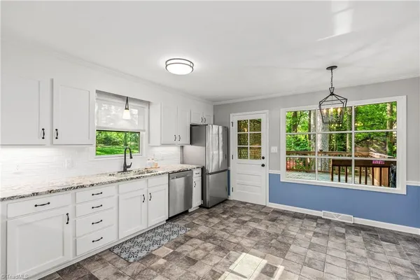 $435,000 | 108 Spillsbury Court, Clemmons, NC 27012