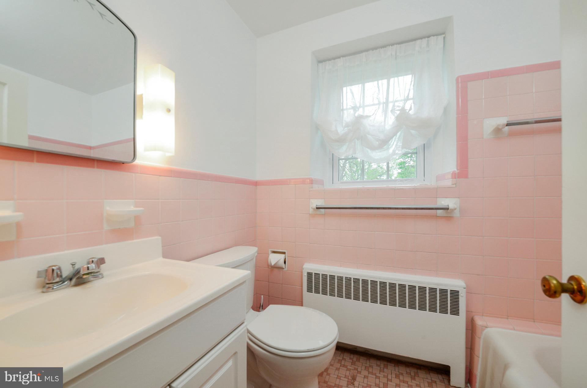 7 Meade Road Ambler, PA 19002 - Photo 16 of 35 Gallery Image 16