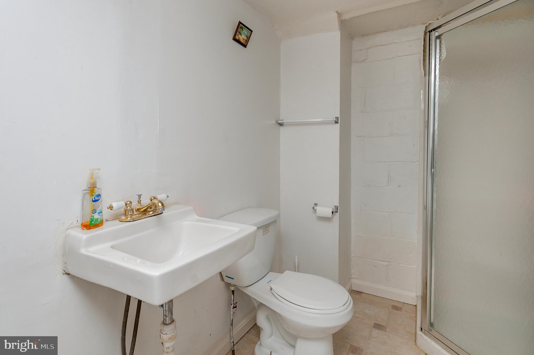 5530 Force Road Baltimore, MD 21206 - Photo 5 of 11 BASEMENT BATHROOM
