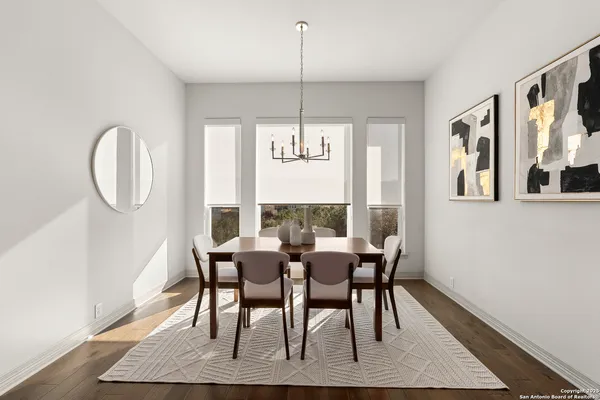 $1,100,000 | 302 Majestic Bluff, San Antonio, TX 78258