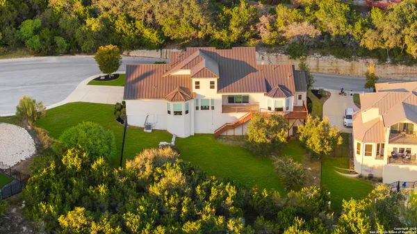 $1,100,000 | 302 Majestic Bluff, San Antonio, TX 78258