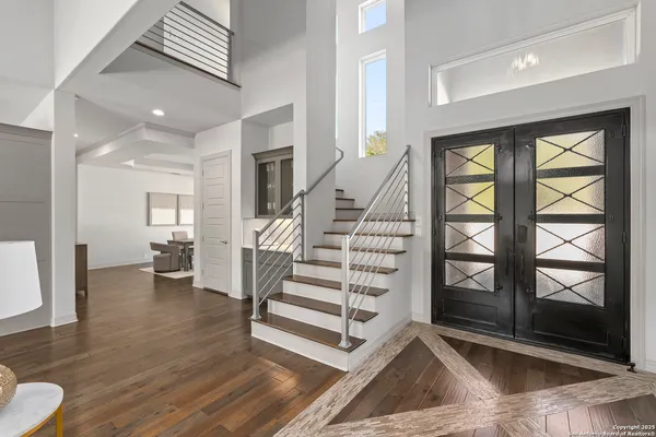 $1,100,000 | 302 Majestic Bluff, San Antonio, TX 78258