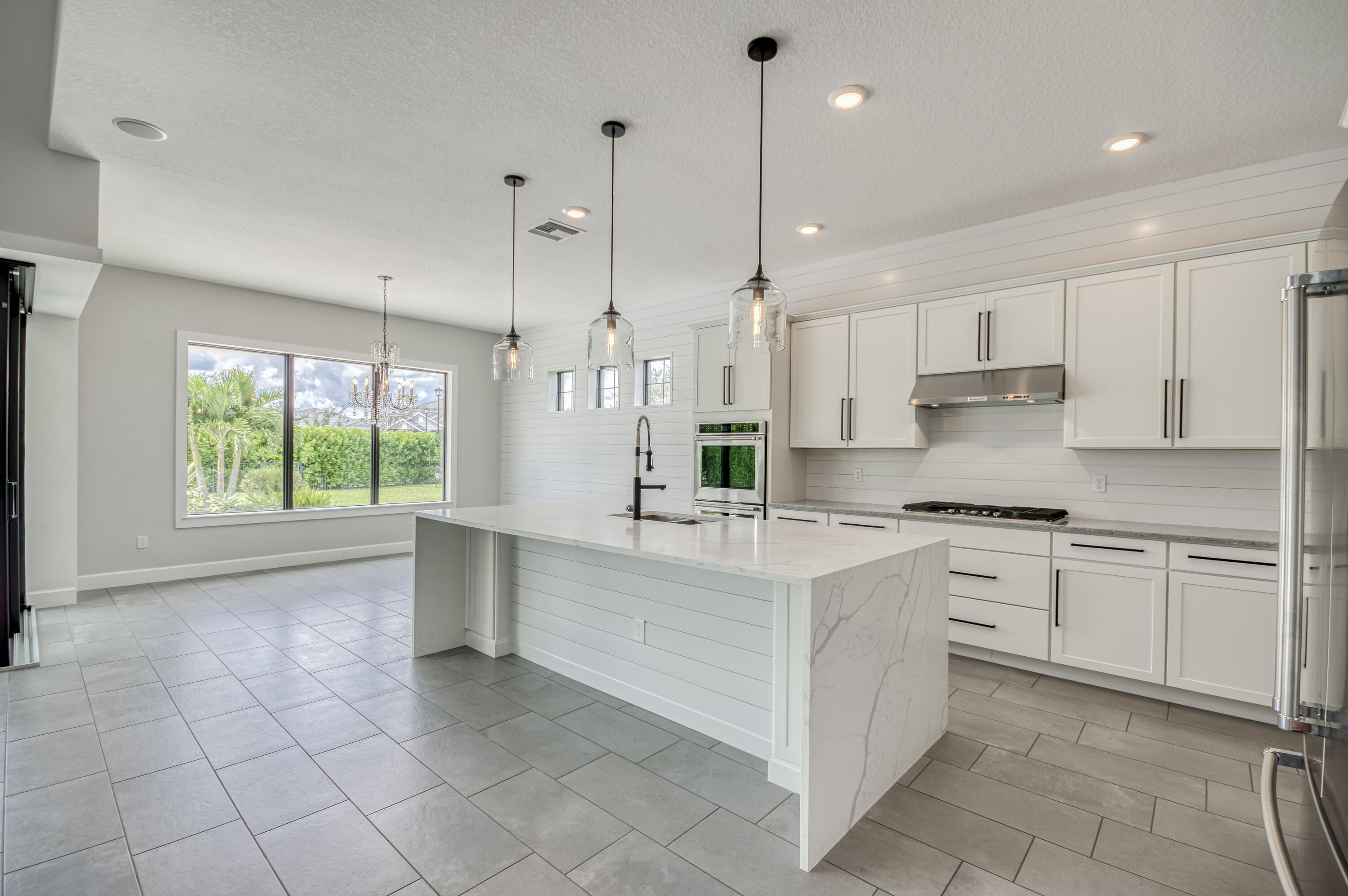 102 Cerulean Key Way Jupiter, FL 33478 - Photo 11 of 85 Kitchen | Casual Dining