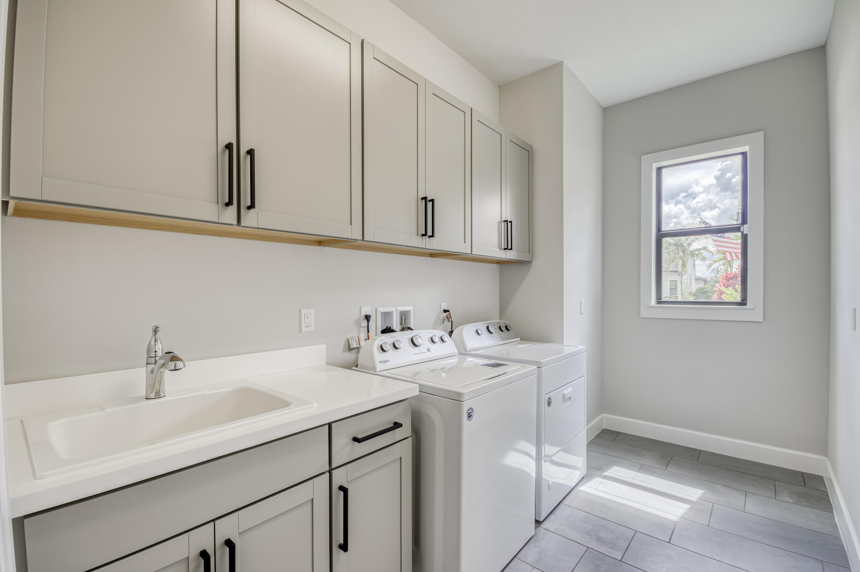 102 Cerulean Key Way Jupiter, FL 33478 - Photo 38 of 85 Downstairs Laundry Room