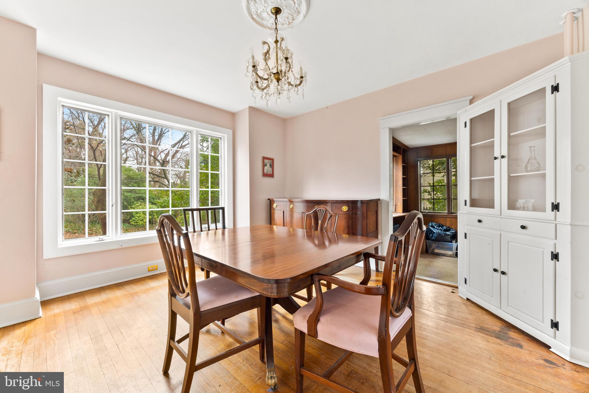 6405 Pinehurst Road Baltimore, MD 21212 - Photo 19 of 57