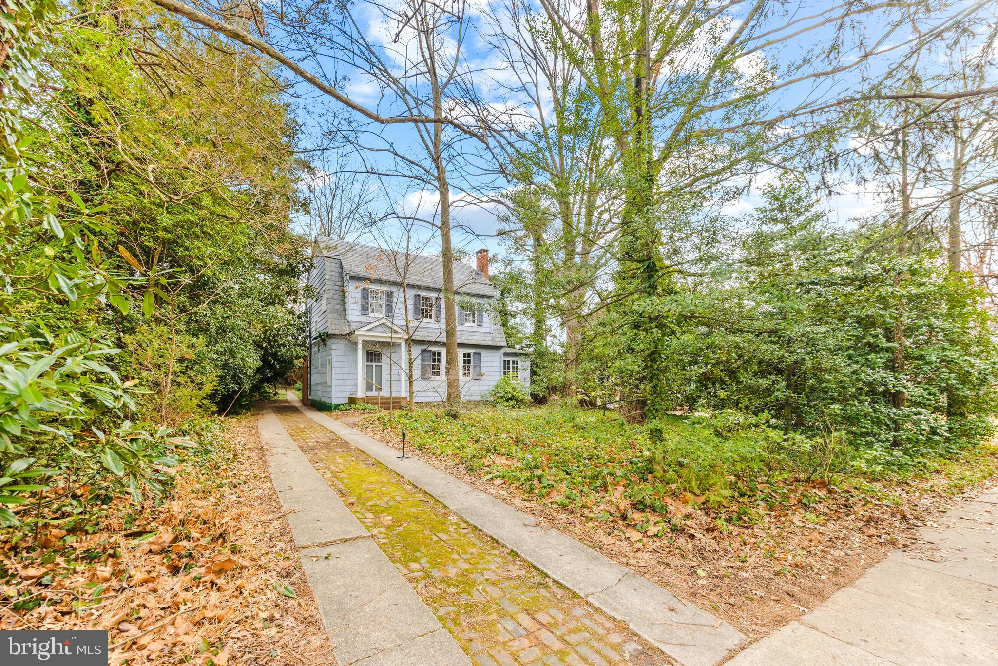 6405 Pinehurst Road Baltimore, MD 21212 - Photo 2 of 57