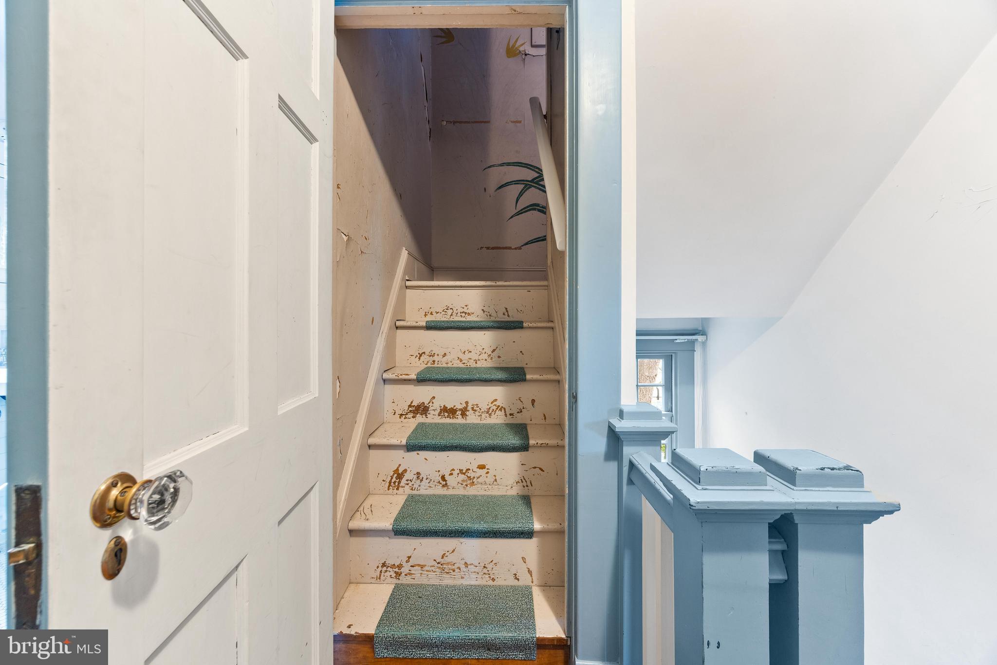 6405 Pinehurst Road Baltimore, MD 21212 - Photo 33 of 57