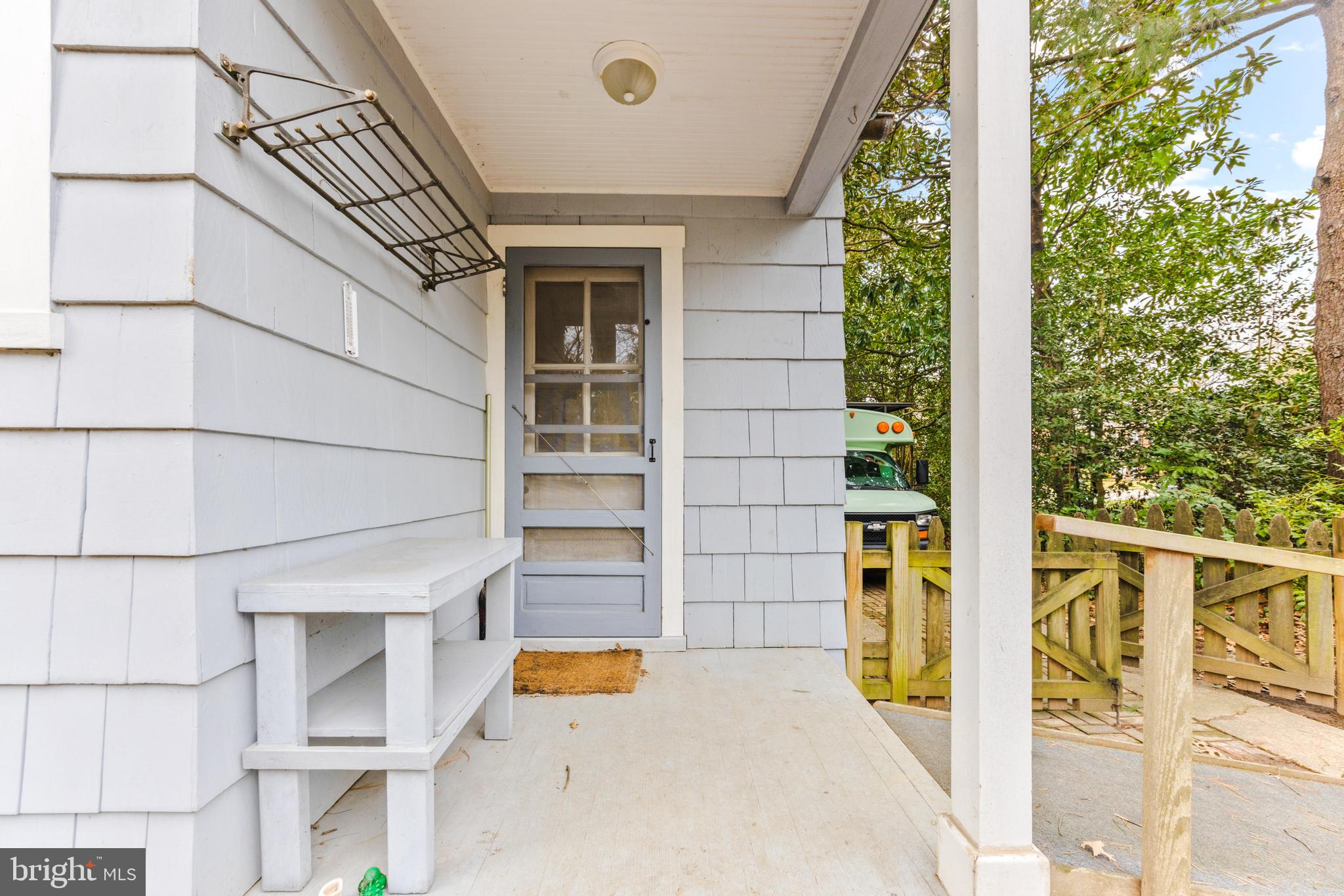 6405 Pinehurst Road Baltimore, MD 21212 - Photo 46 of 57