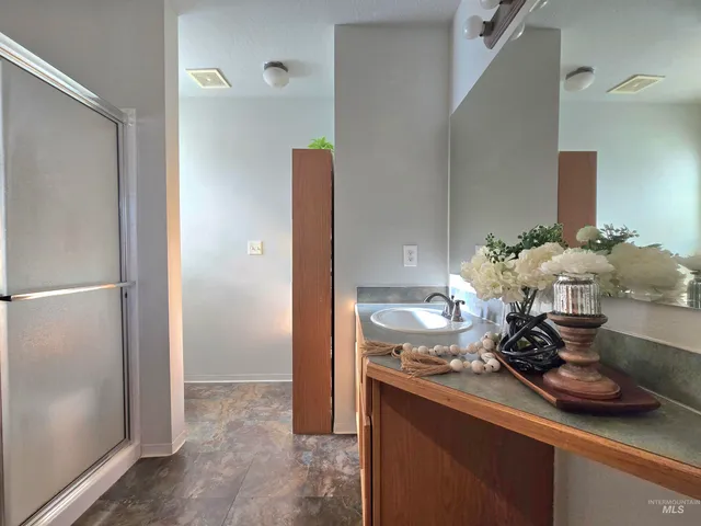 $355,000 | 1904 Tyler Street, Nampa, ID 83686