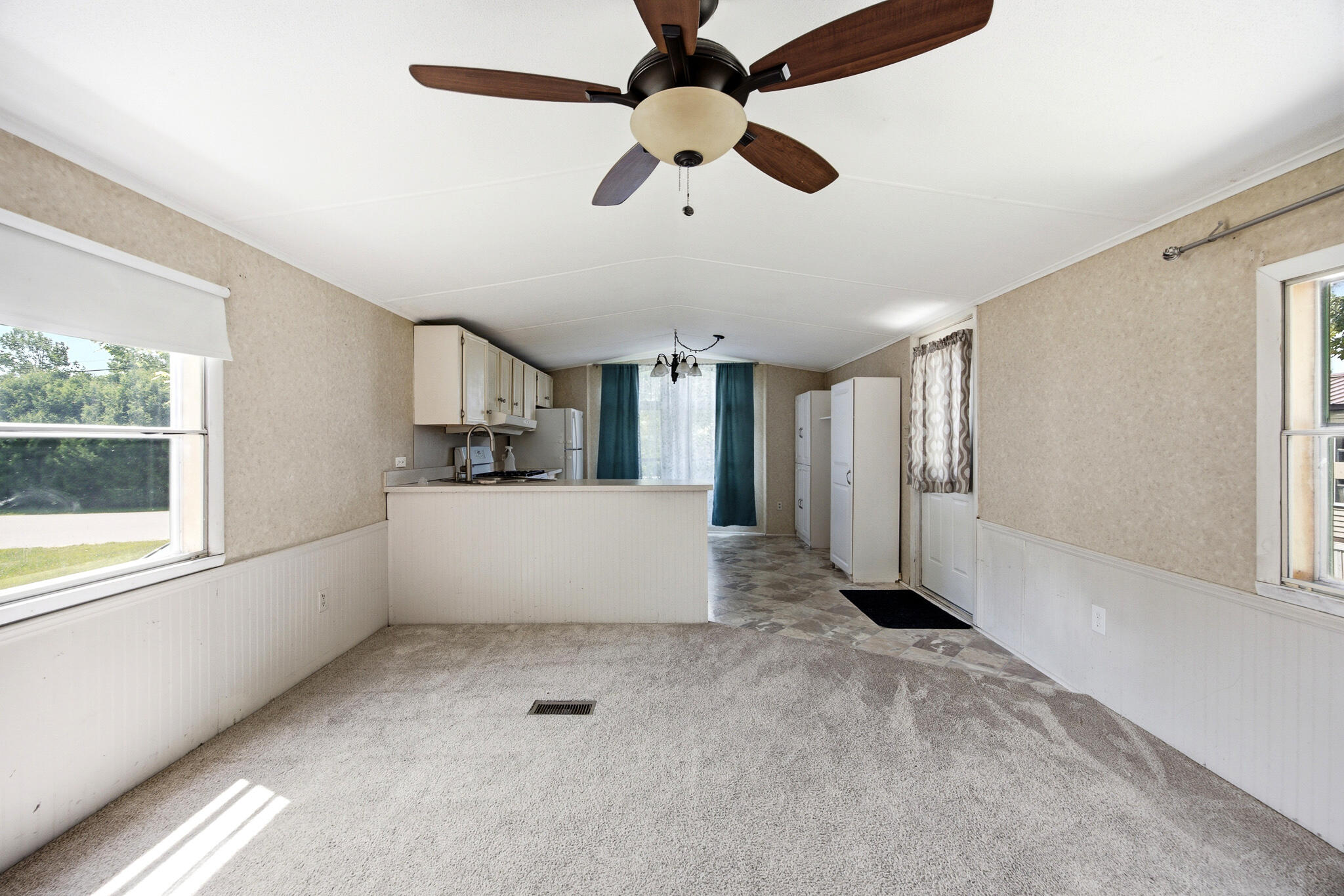 30 C Street Bangor, ME 04401 - Photo 6 of 23 Interiors