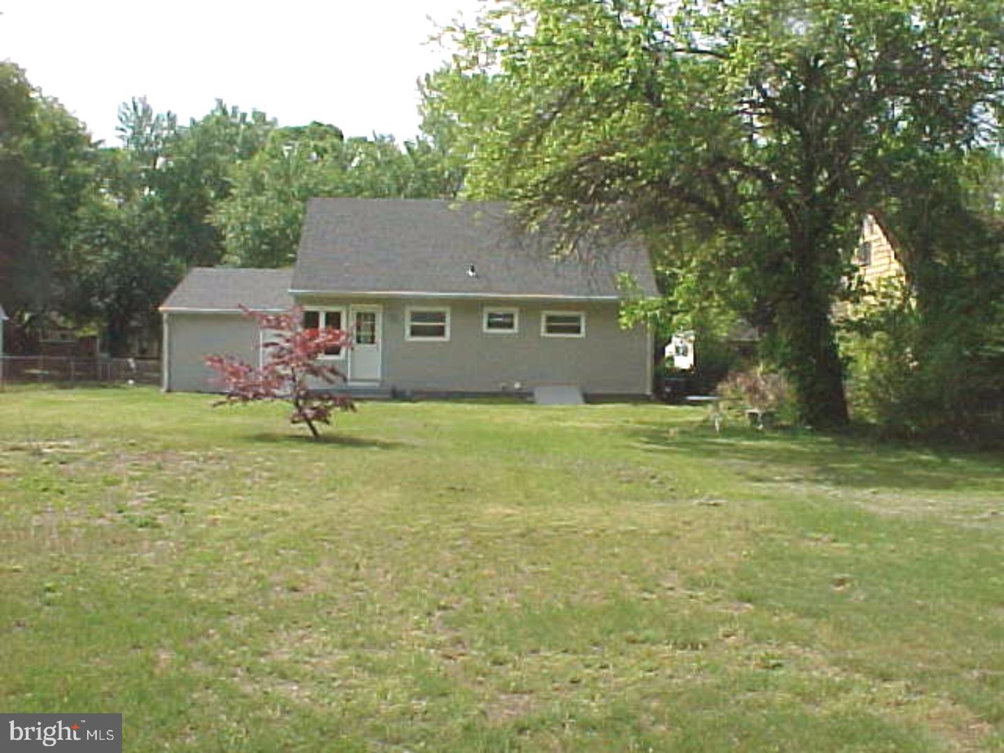 109 Lincoln Road Wenonah, NJ 08090 - Photo 5 of 14 Back Yard