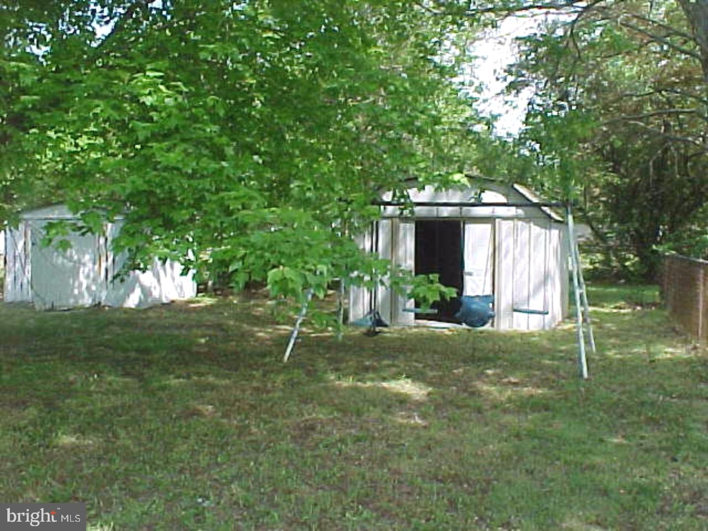 109 Lincoln Road Wenonah, NJ 08090 - Photo 6 of 14 Back Yard