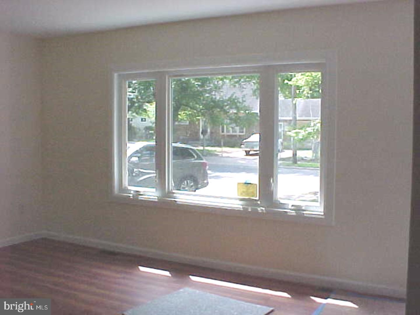 109 Lincoln Road Wenonah, NJ 08090 - Photo 7 of 14 Living Room