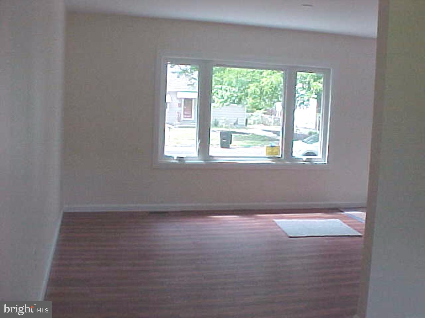 109 Lincoln Road Wenonah, NJ 08090 - Photo 8 of 14 Living Room
