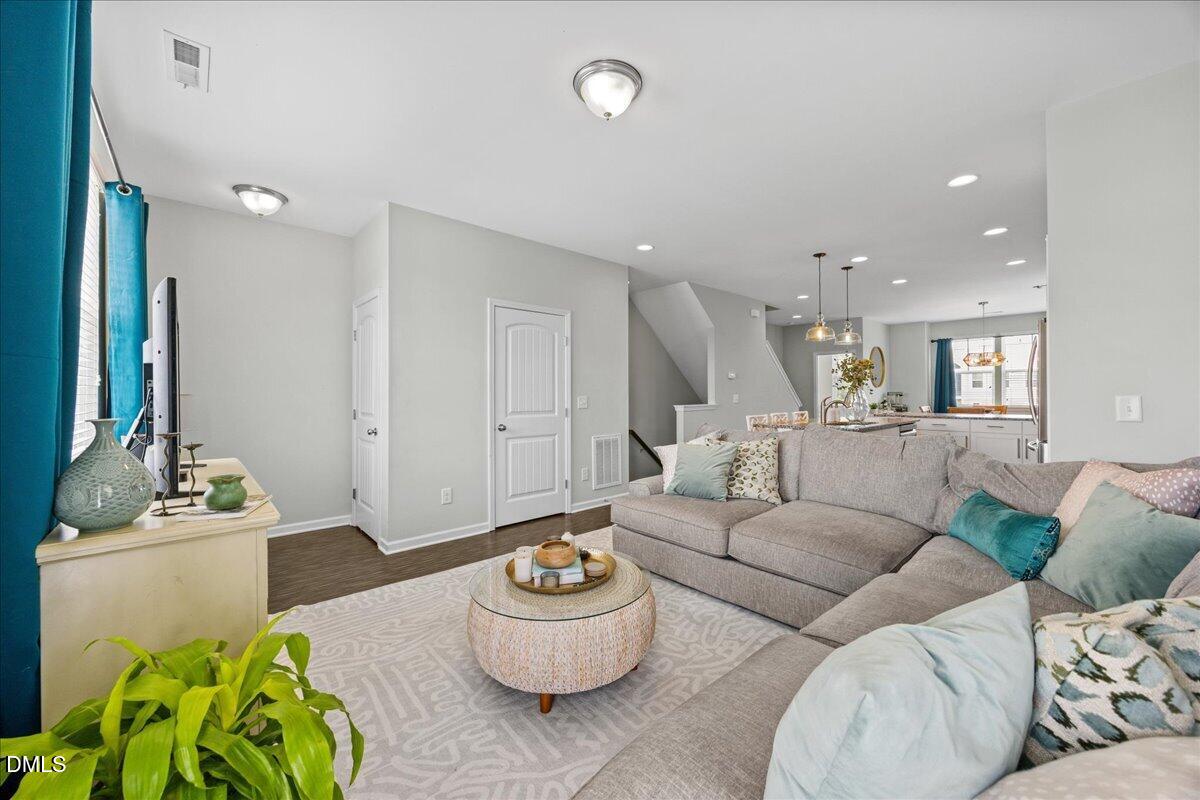 6629 Perry Creek Road Raleigh, NC 27616 - Photo 9 of 35 07-2A1A3274