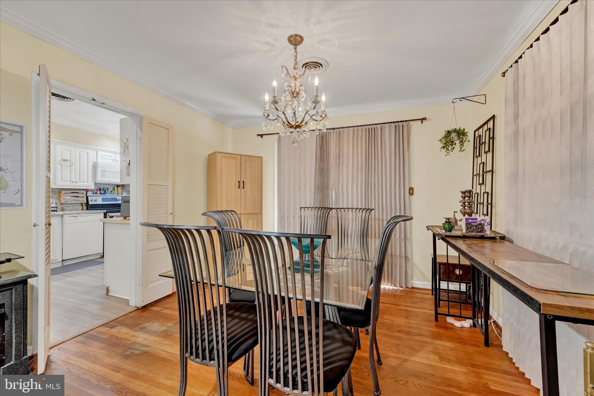 6606 Baythorne Road Baltimore, MD 21209 - Photo 10 of 42